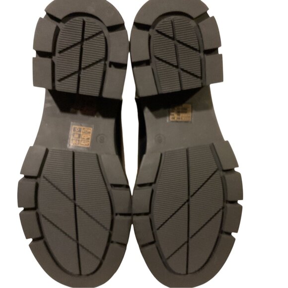 NWT Red Top Womens Black Leather Chelsea Boots lug sole ankle Chunky Size 8 NEW - Picture 4 of 11